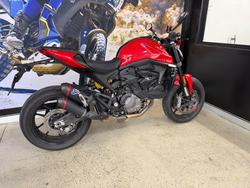 2022 DUCATI MONSTER + RED