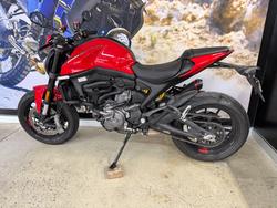 2022 DUCATI MONSTER + RED