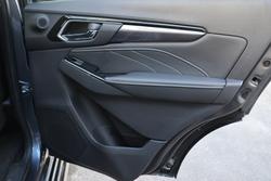 2023 Isuzu MU-X LS-T