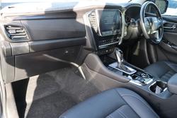 2023 Isuzu MU-X LS-T