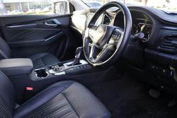 2023 Isuzu MU-X LS-T