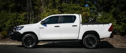 2022 Toyota Hilux SR