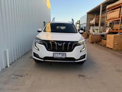 2025 Mahindra XUV700 AX7