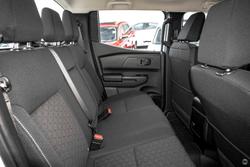 2026 Nissan Navara SL D27 MY26 4X4 Dual Range Alpine White