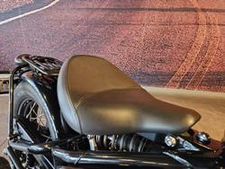 2017 Triumph Bonneville Bobber Bobber Red