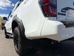 2025 Isuzu D-MAX BLADE
