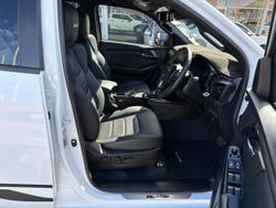 2025 Isuzu D-MAX BLADE