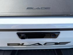 2025 Isuzu D-MAX BLADE