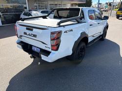 2025 Isuzu D-MAX BLADE