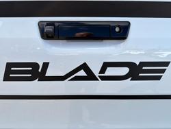 2025 Isuzu D-MAX BLADE