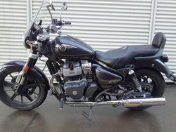 2023 Royal Enfield Super Meteor 650 Meteor Black