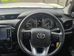 2020 Toyota Hilux SR