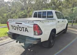 2020 Toyota Hilux SR