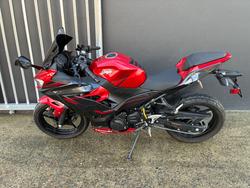 2018 Kawasaki NINJA 400 R
