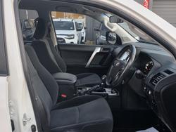 2023 Toyota Landcruiser Prado GXL