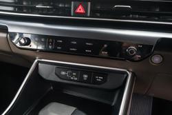 2025 Kia Carnival S