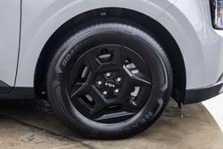 2025 Kia Carnival S