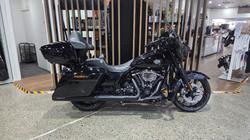 Harley-Davidson FLHXS Street Glide Special