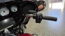 2017 Harley-Davidson FLHXS STREET GLIDE SPECIAL RED