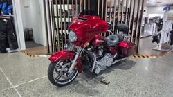 2017 Harley-Davidson FLHXS STREET GLIDE SPECIAL RED