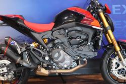 2025 Ducati MONSTER SP
