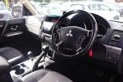 2014 Mitsubishi Pajero VR-X