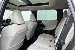 2021 Mitsubishi Outlander Exceed