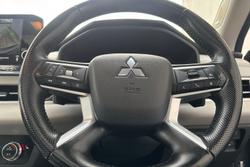 2021 Mitsubishi Outlander Exceed
