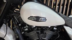 2024 Harley-Davidson FLHX STREET GLIDE (117) WHITE