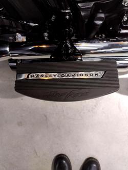 2018 Harley-Davidson Heritage Classic 107 (FLHC) Softail Silver