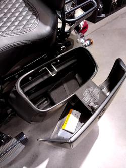 2018 Harley-Davidson Heritage Classic 107 (FLHC) Softail Silver