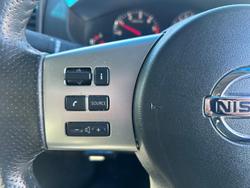 2012 Nissan Navara ST-X 550