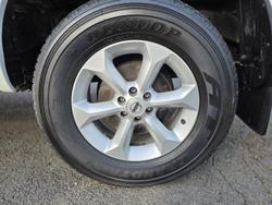 2012 Nissan Navara ST-X 550