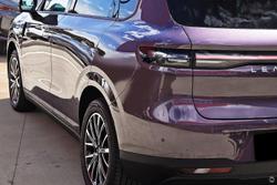 2026 Leapmotor B10 Design LR