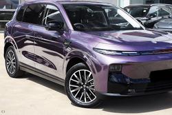2026 Leapmotor B10 Design LR