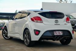 2017 Hyundai Veloster SR Turbo