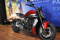2026 Ducati 2026 Ducati 1200CC XDIAVEL V4 CRUISER Red
