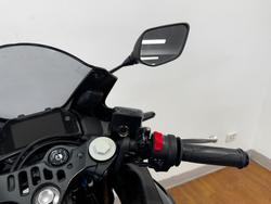 2025 Yamaha YZF-R3 Black