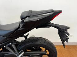 2025 Yamaha YZF-R3 Black