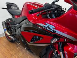 2025 Suzuki GSX-R1000A RED