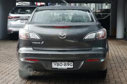 2013 Mazda 3 Neo