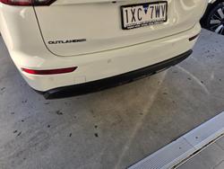 2023 Mitsubishi Outlander ES