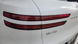 2025 Genesis GV70 2.5T SIGNATURE