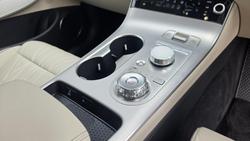 2025 Genesis GV70 2.5T SIGNATURE