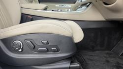 2025 Genesis GV70 2.5T SIGNATURE