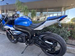 2013 Suzuki GSX-R1000 Blue