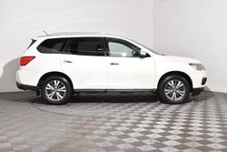 2019 Nissan Pathfinder ST