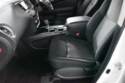2019 Nissan Pathfinder ST
