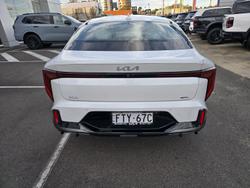 2024 Kia K4 GT-Line
