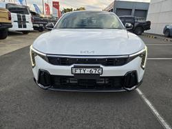 2024 Kia K4 GT-Line
